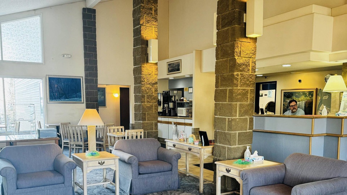 Grand Marais Hotel | Aspen Lodge