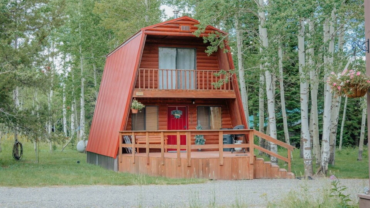 Island Park Cabin | Aspen Ridge Cabin WIFI, 2bed+1Bath, 20mins to Yellowstone