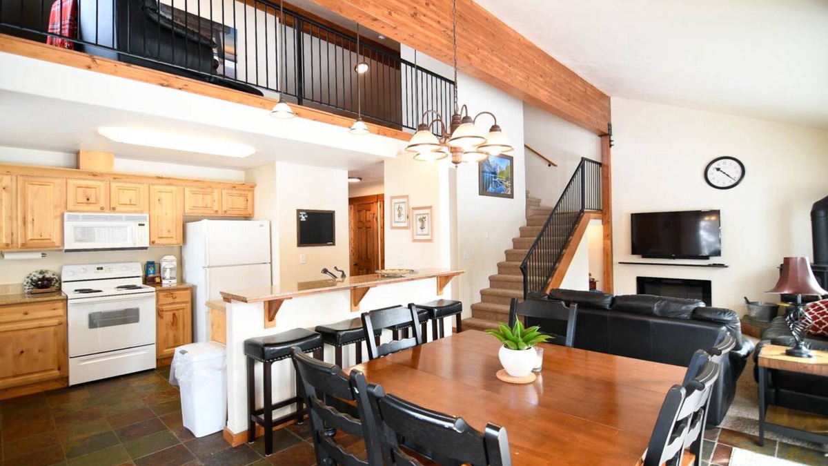 McCall Condo | Aspens Getaway Short walk to McCall Club & BeachnRecently renovated with A/C .