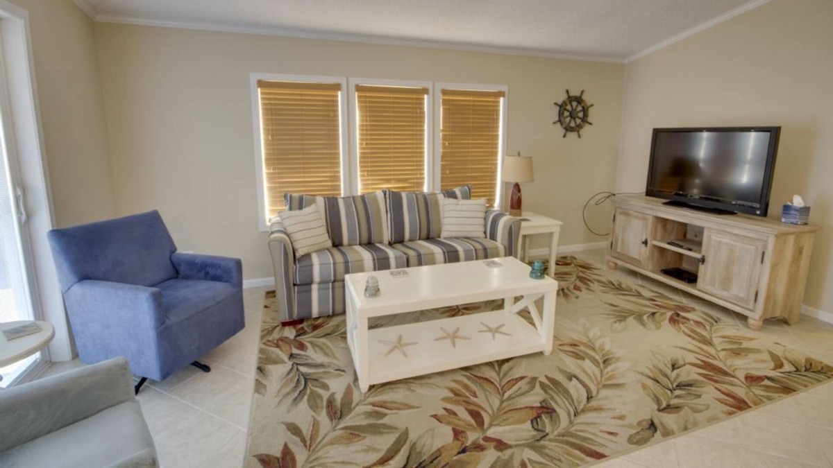 Assateague Pointe House | Assateague Pointe 2 br/1 ba 2 outdoor pools -in WOC.