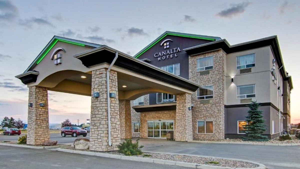 Assiniboia Hotel | Assiniboia Canalta