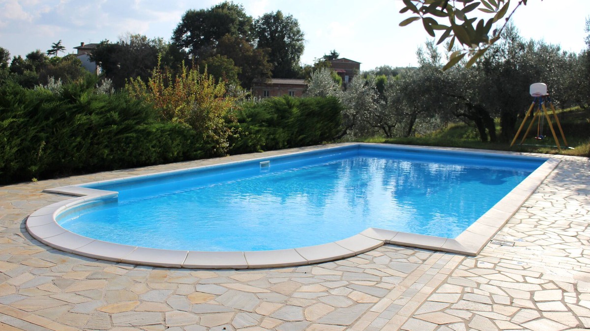 Gualdo Cattaneo Apartment | "Assisi " appartement in the Villa di Castello is situated in the middle of an olive garden