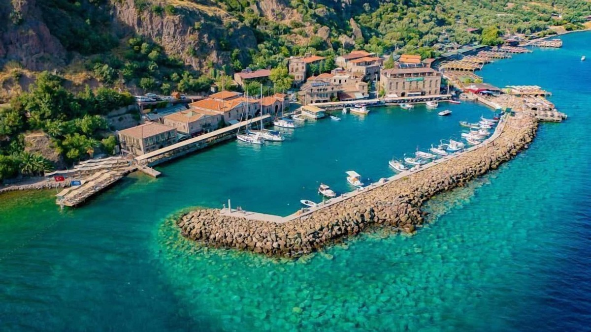 Behram Hotel | Assos Mia Konaklama ve Restaurant