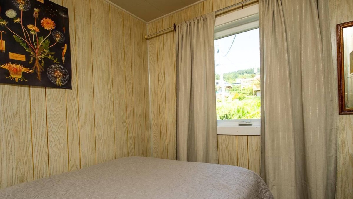 Tillamook House | Aster Cabin