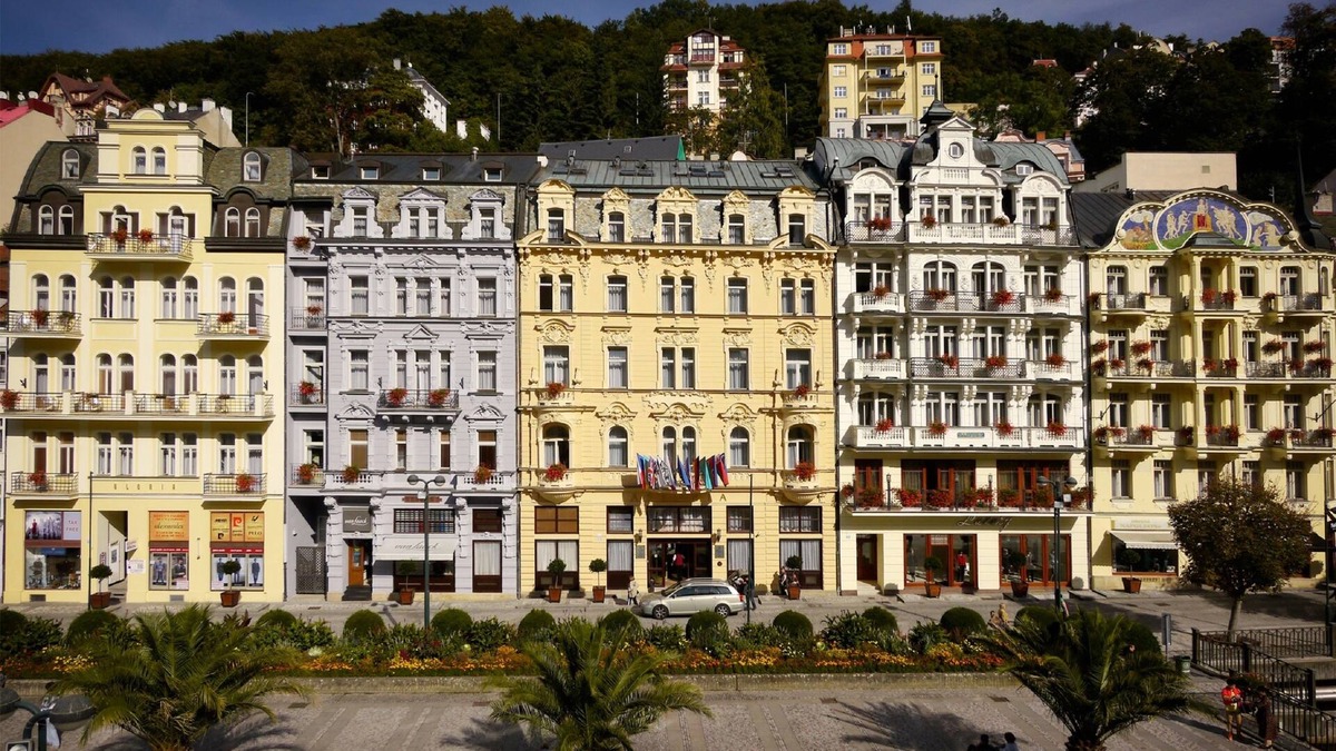City Centre Hotel | ASTORIA Hotel & Medical Spa