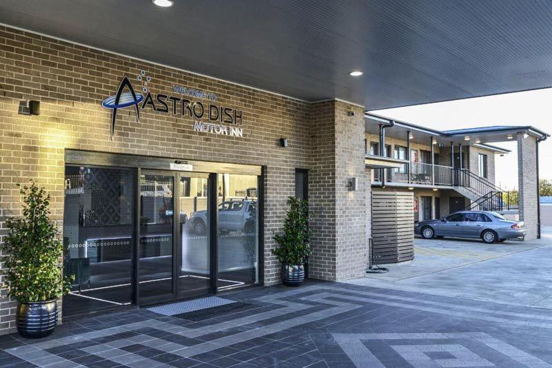 Parkes Hotel | Astro Dish Motor Inn