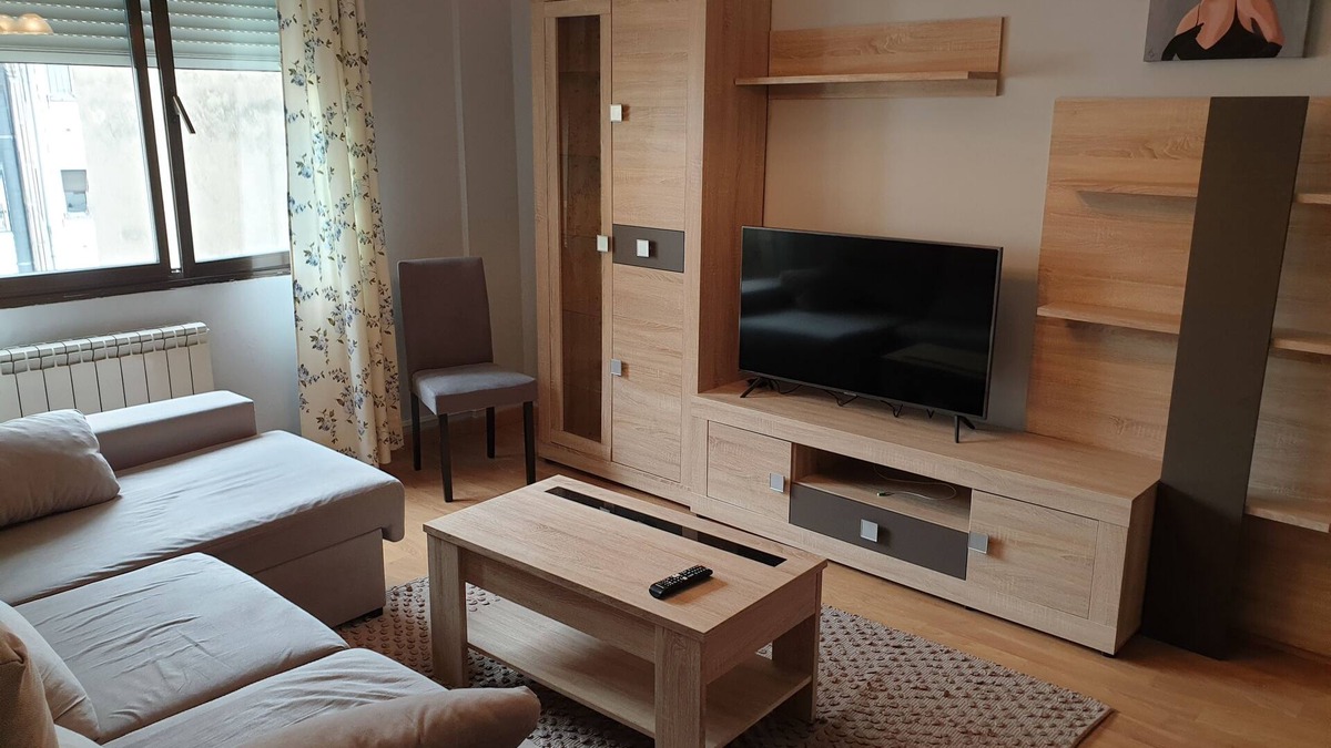 Old Town Apartment | Asturias, Oviedo, Gascona Come and enjoy Paradise! with free parking
