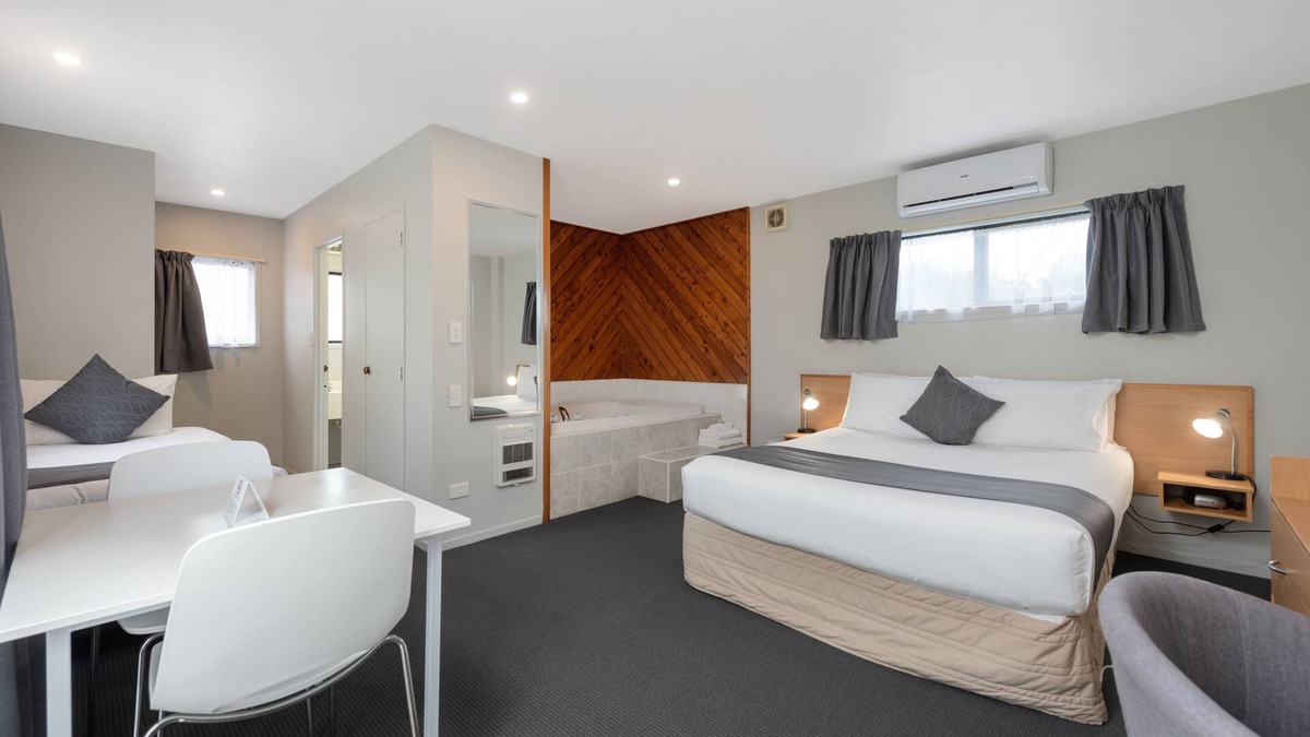 Tauranga Hotel | Asure Macys Motor Inn And Conference Centre