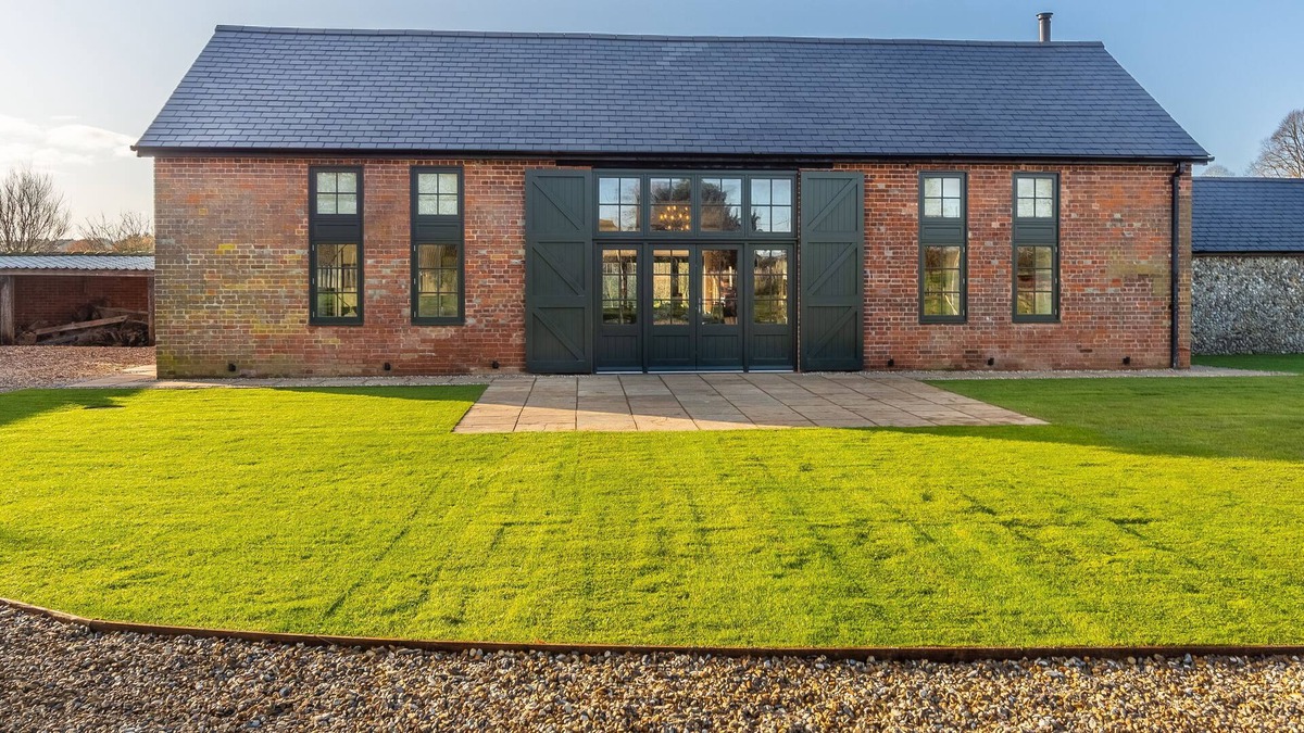 Thetford Apartment | At Bodney Lodge you can stay in the heart of the unspoilt countryside of Norfolk’s Brecklands