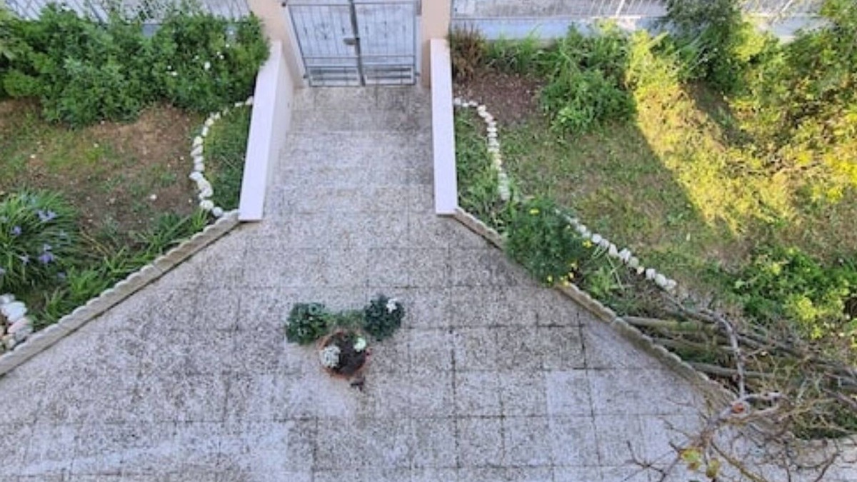 Ponte Rio Apartment | At Casa della Tina apartment 5 minutes from the sea