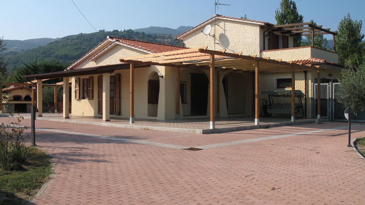 Marina di Campo Apartment | At Casa di Livia the holiday is relaxation, joy and pleasure of being together.
