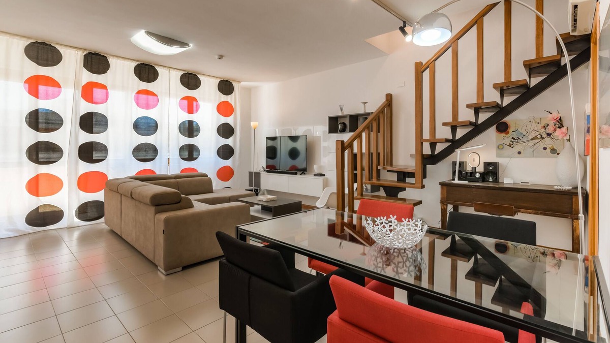 Fertilia Apartment | At Dario's house: a stone's throw from the sea with parking space