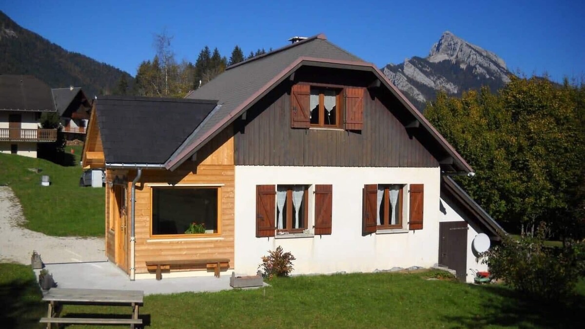Saint-Pierre-de-Chartreuse House | At the heart of the Chartreuse regional park