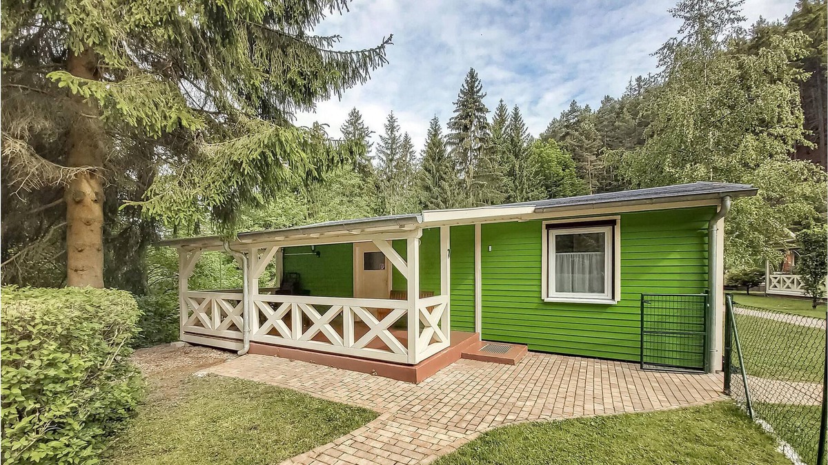 Bad Schlema House | At the entrance of the nature park "Thuringian Forest" you can experience pure nature, escape from e