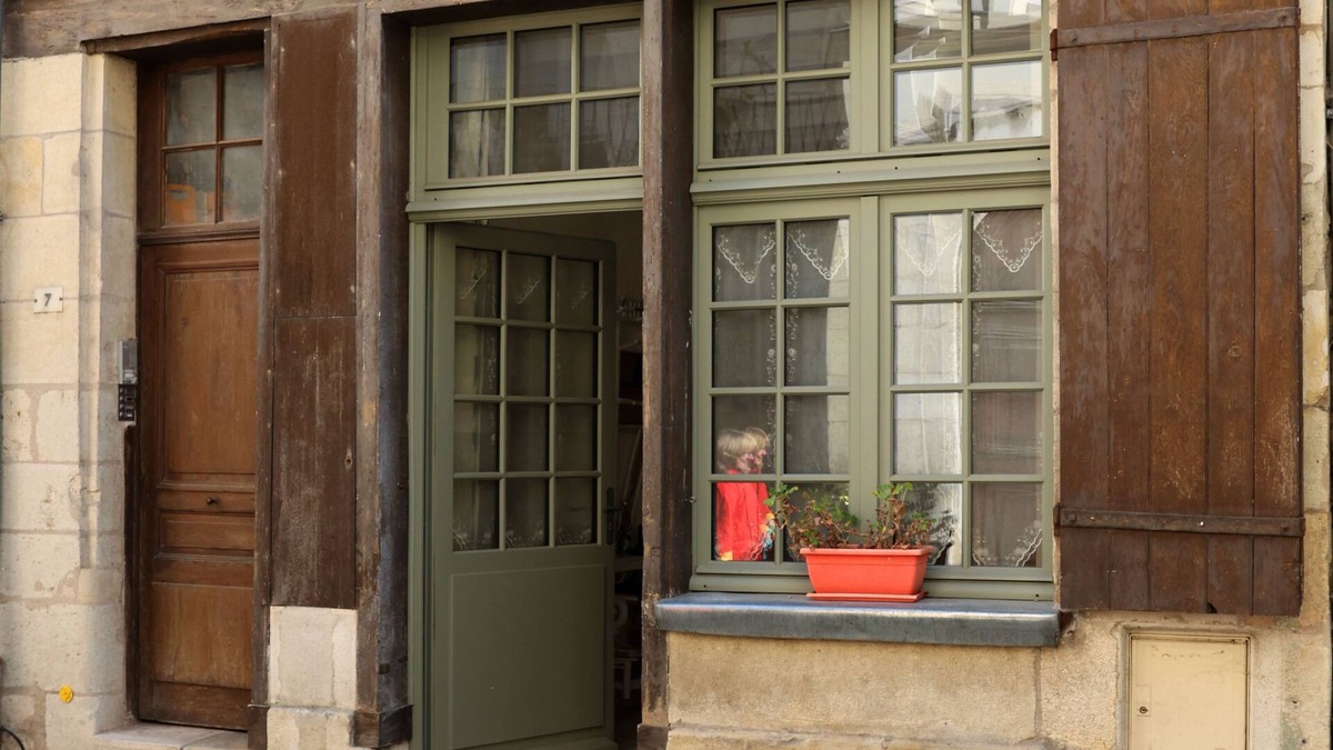 Loches Apartment | At the foot of the royal city, in the pedestrian zone.