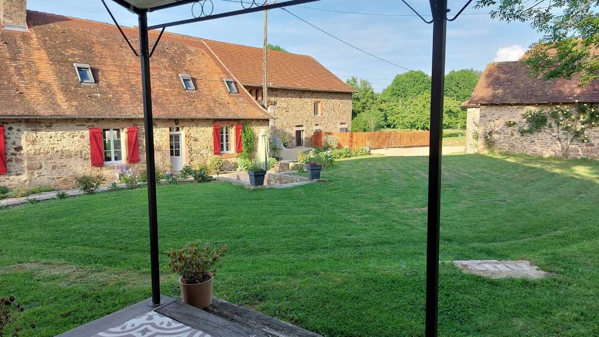 Saint-Yrieix-la-Perche Cottage | At the gateway to the Périgord, your vacations in the countryside
