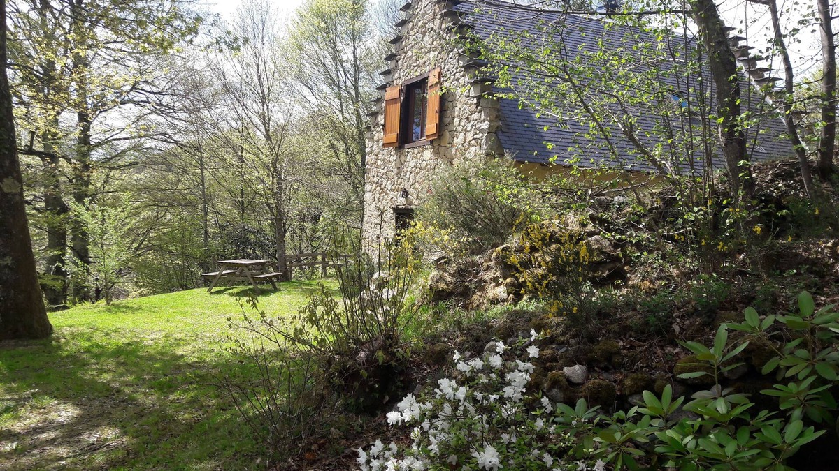 Erce House | At the heart of a renowned site in the Ariège Pyrenees