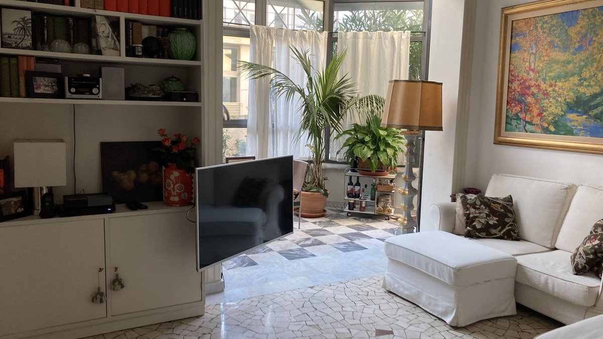 Santa Croce Apartment | At the Heart of Florence with Private Garden and Parking