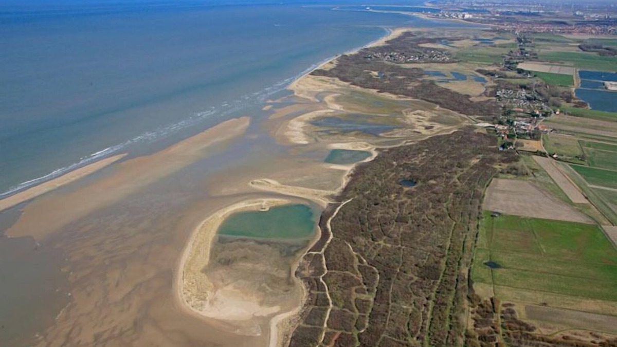 Oye-Plage Ski Chalet | At the heart of Platier Doye, stunning views of the dunes and the sea
