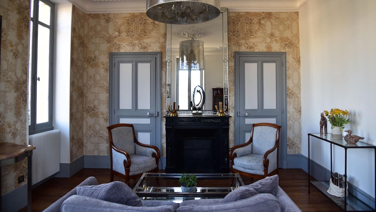 Beaune Apartment | At the Miracle of French toast