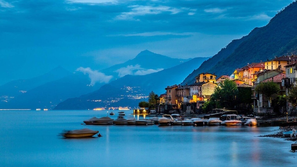 Lezzeno Villa | At the waters edge with Lake Como literally lapping at its feet- village Lezzeno