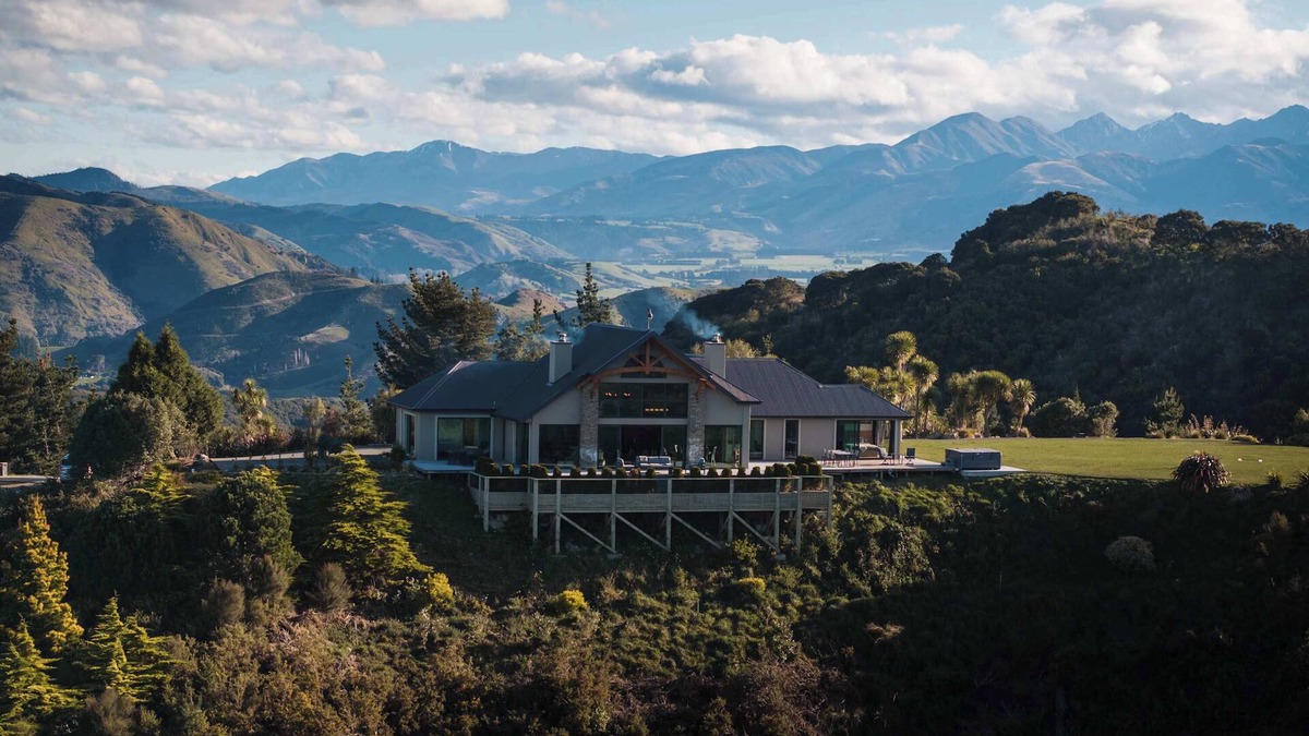 Kaikoura House | Ata Rangi Lodge | Kaikōura