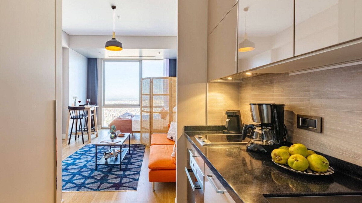 Atasehir Apartment | Atasehir Studio, Expansive Cityscape View