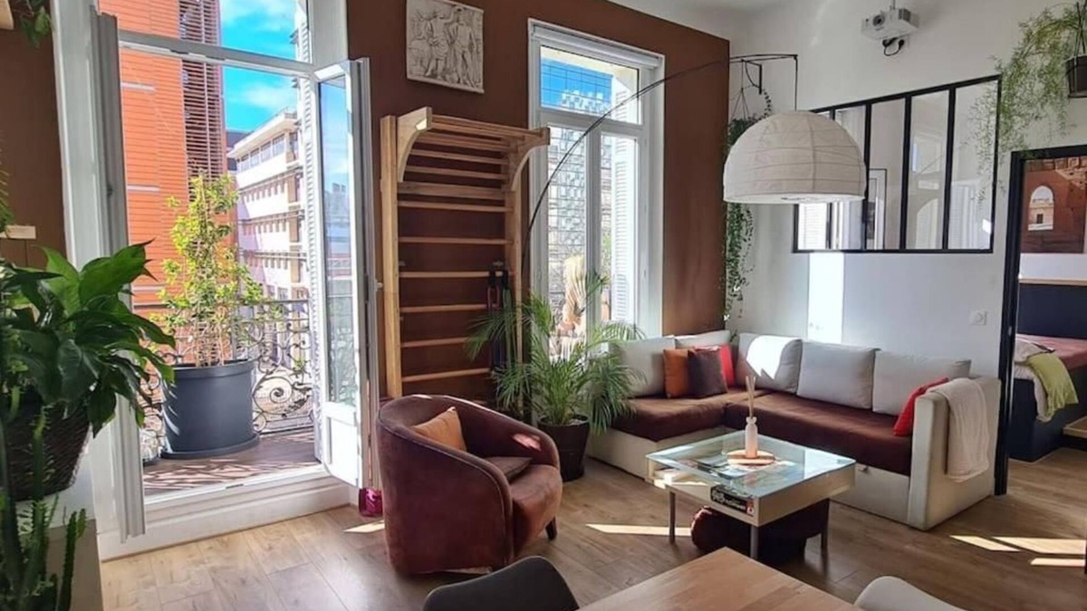 Euromed - La Joliette Apartment | Ateleir place de la Joliette