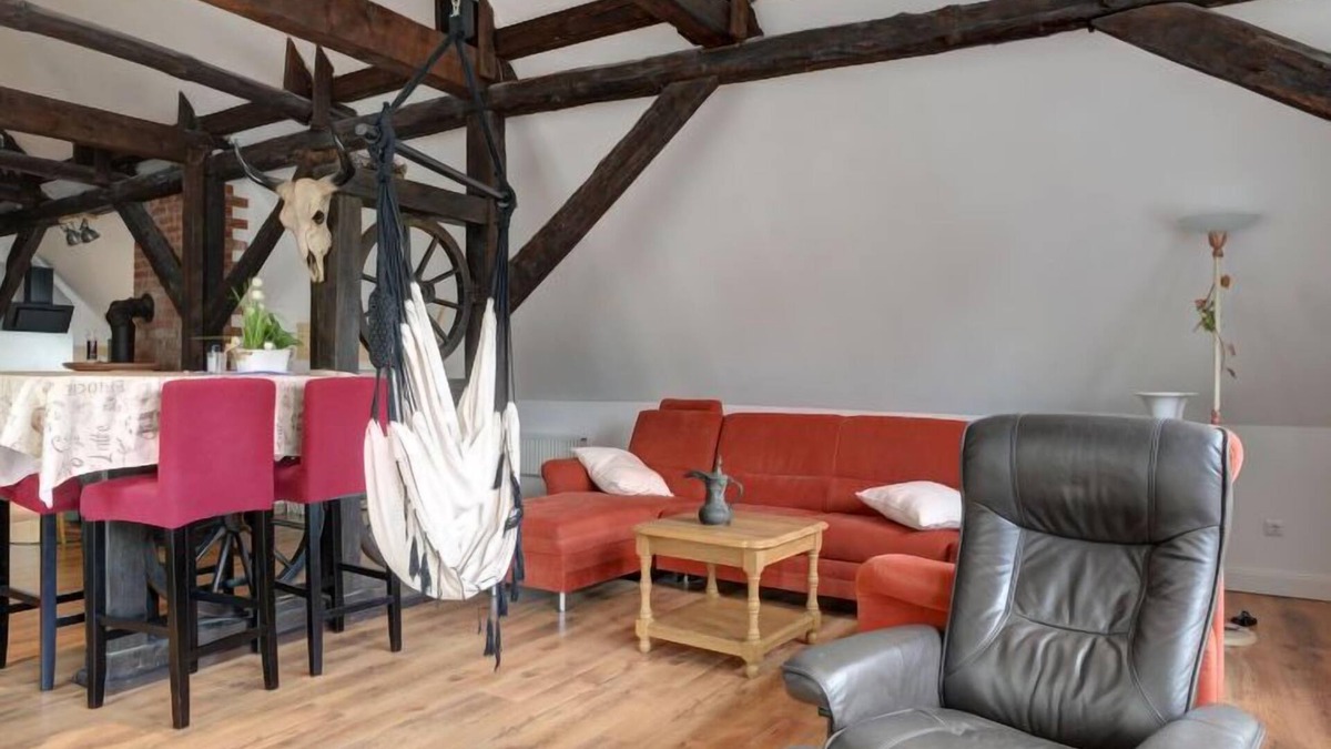 Hehlen Apartment | Atelier an der Kirche by Interhome