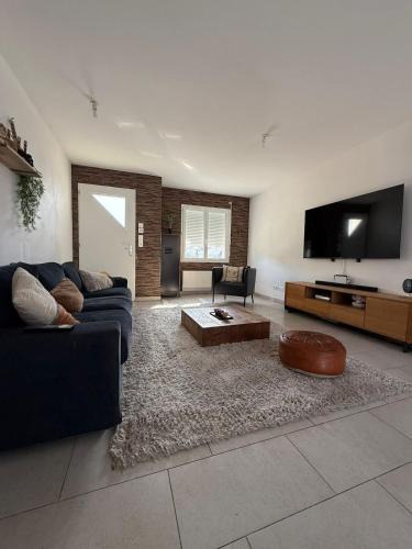 Ormes Apartment | Atelier Industriel