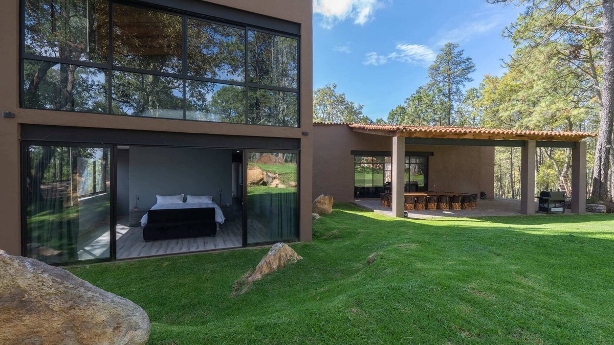 Atemajac de Brizuela House | Atemajac Getaway, Big House & Garden