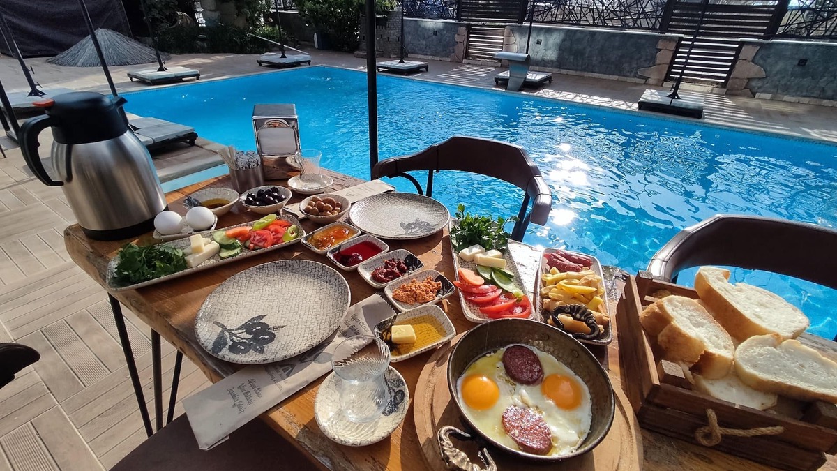 Dikili Hotel | Aterna Hotel