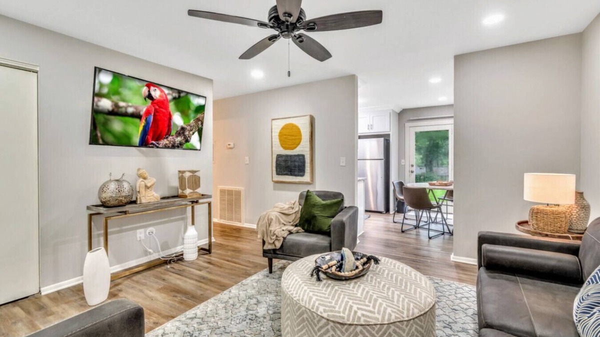 Conley House | ATH - Conley - 3BR - Fenced - Pet Friendly (ryan2)