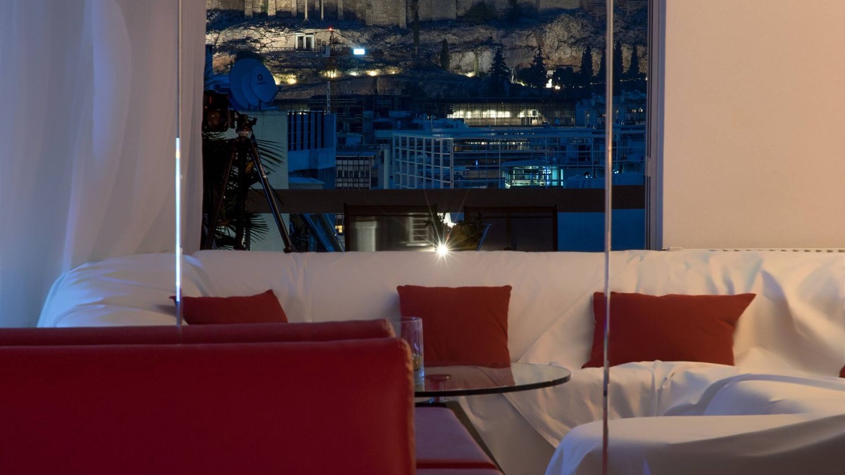 Kinosargous Apartment | Athens Urban Visions Art Apartment. Breath taking Views to Acropolis.