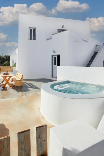 Imerovigli Hotel | Athiri Santorini Hotel