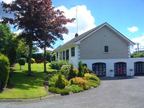 Navan Bed & Breakfast | Athlumney Manor Guest Accommodation