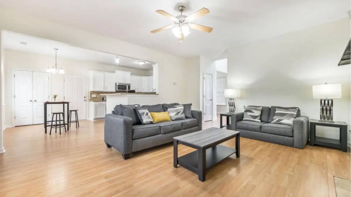 Warner Robins House | AtHome+1 Stay | Spacious 3BR | Above Ground Pool