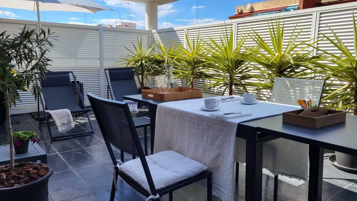 Aiora Condo | Atico-loft Mompó. Lujo Marítimo