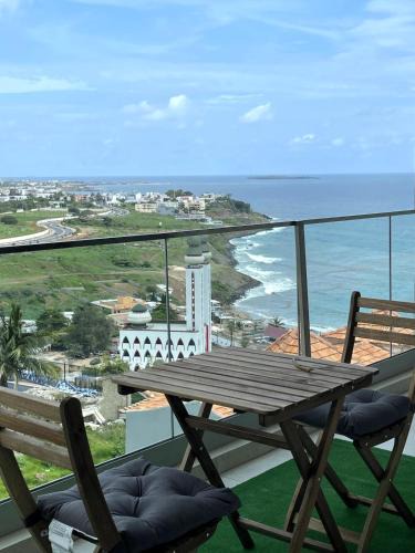 Ouakam Apartment | Atlantic Breezy