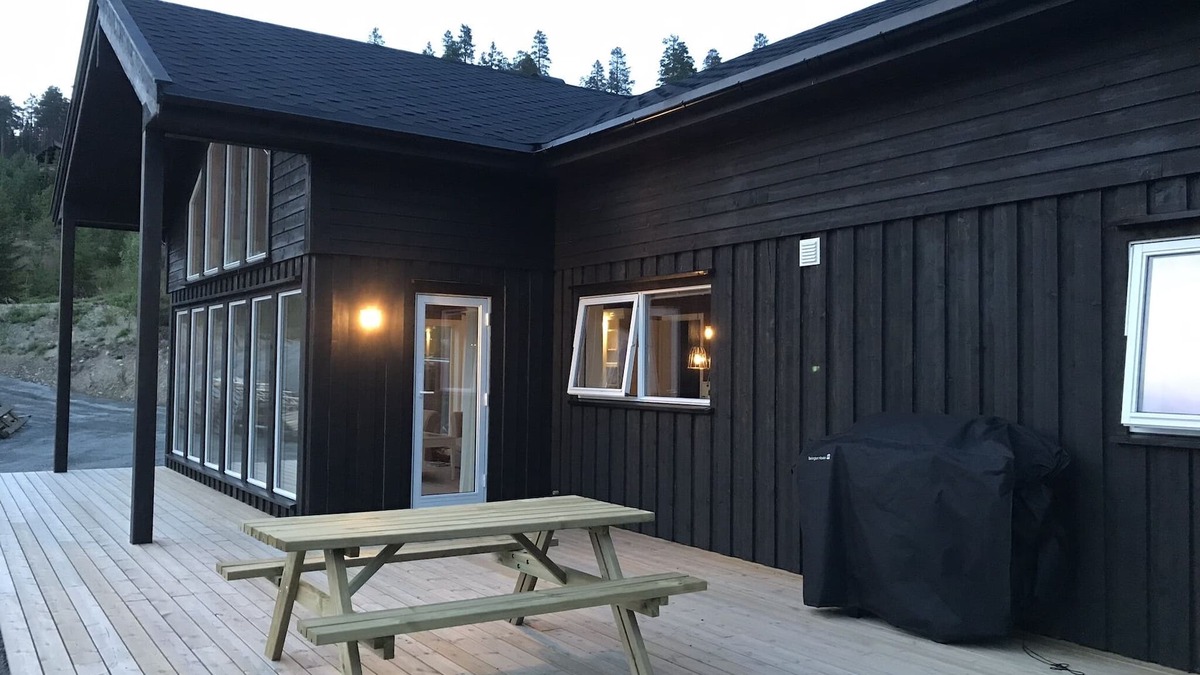 Trysil House | Atmospheric villa/hytte, cross country ski in ski out, short distance to ski area