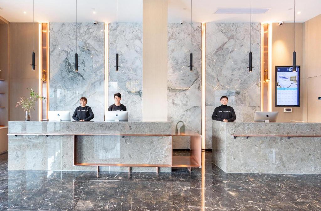 Yingjiang District Hotel | Atour Hotel Anqing Wuyue Plaza