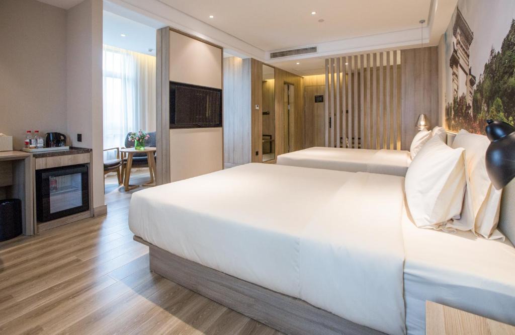 Runzhou Qu Hotel | Atour Hotel Zhenjiang Nanxu Avenue Branch