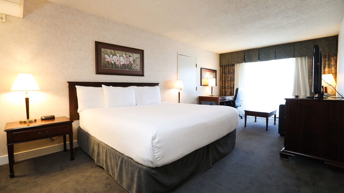 Hastings Hotel | Atrium Inn Vancouver
