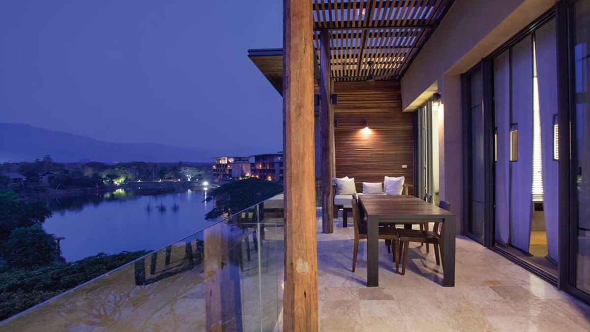 Mu Si Hotel | Atta Lakeside Resort Suite