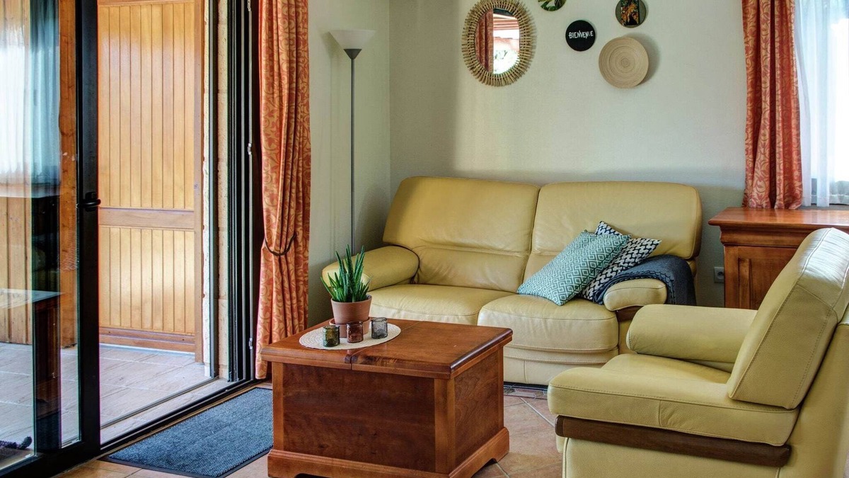 Castelnaud-la-Chapelle House | Attached house with garden for 2 people and a baby in a small-scale park
