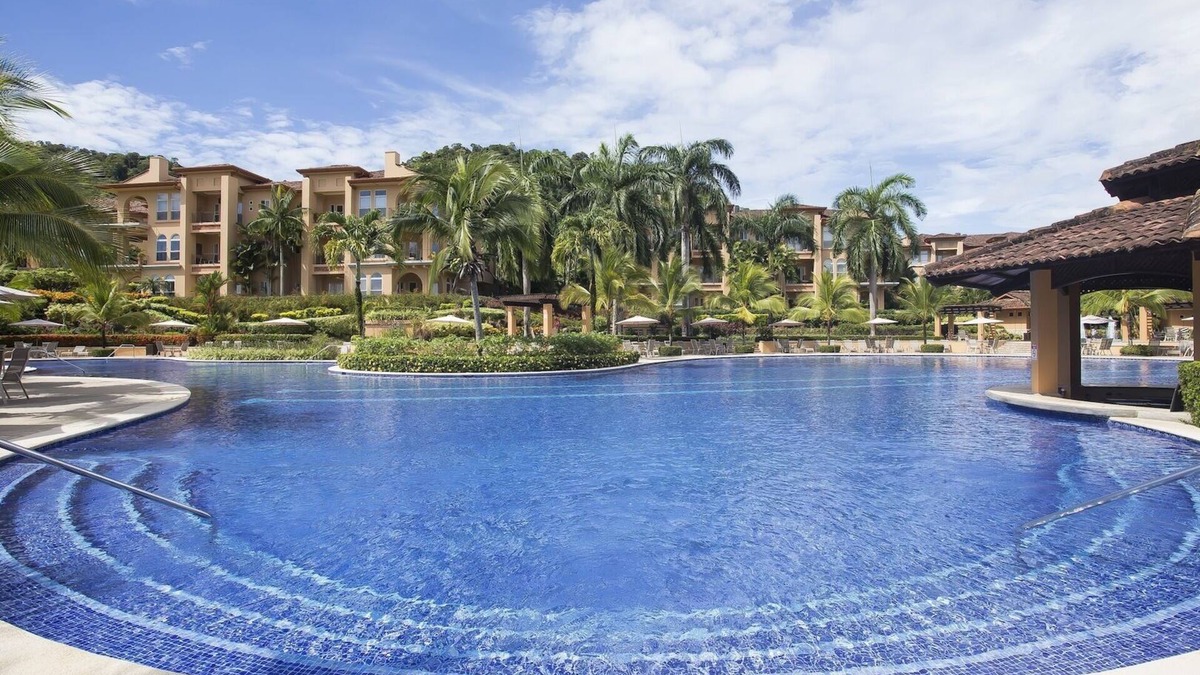 Cerro Plano Condo | Attention: Fishermen, and Sun Seekers! Bella Vista, Los Suenos