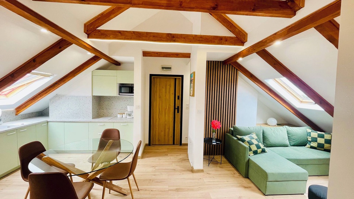 Jastrzebia Gora Apartment | Attic apartment