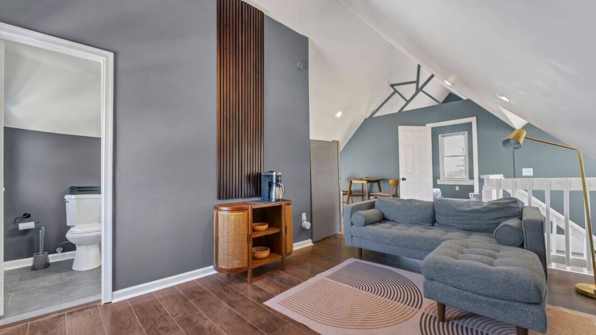 Langdon Apartment | Attic Haven in the Pulse of the DC’s Vibrant Buzz!