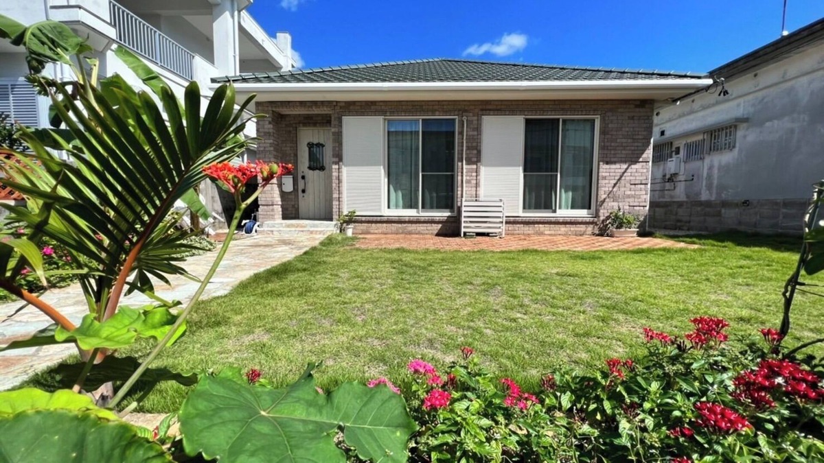 Tonogusuku House | attractive An inn within walking distance to famo/Ishigaki Okinawa