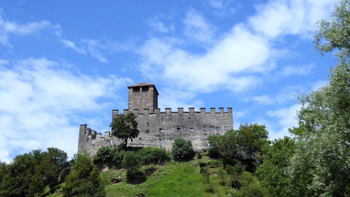 Ponte nelle Alpi Apartment | Attractive apartment near Lake Santa Croce
